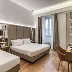 Hotel Relais Trevi 95 Boutique (adults Only) 4*