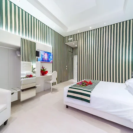 Отель Relais Trevi 95 Boutique (adults Only) 4*