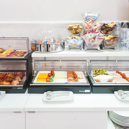 Relais Trevi 95 Boutique (adults Only) Отель Рим