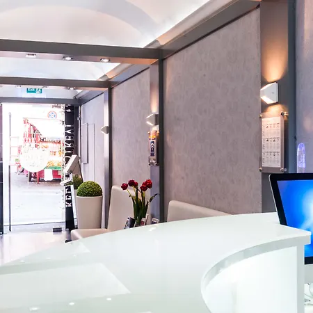 Relais Trevi 95 Boutique (adults Only) Отель