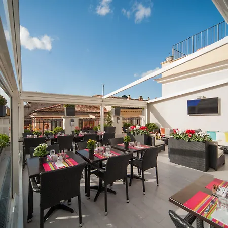 Отель Relais Trevi 95 Boutique (adults Only)