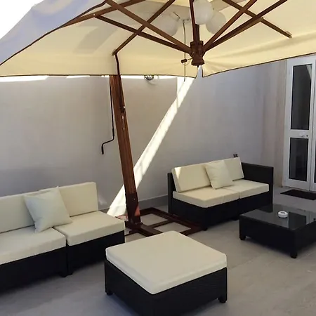 Relais Trevi 95 Boutique (adults Only) Отель 4*