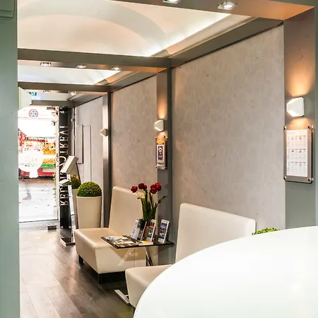 Relais Trevi 95 Boutique (adults Only) Hotel