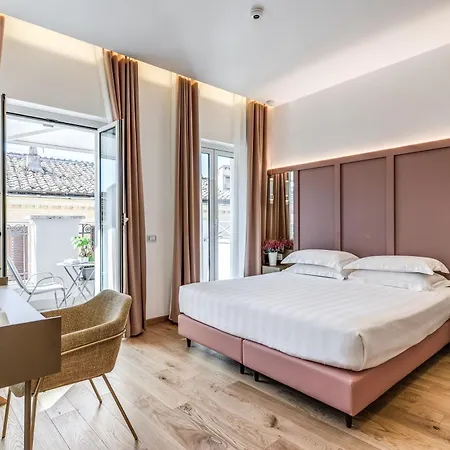 Relais Trevi 95 Boutique (adults Only) Hotel