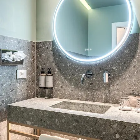 Relais Trevi 95 Boutique (adults Only) 호텔 4*