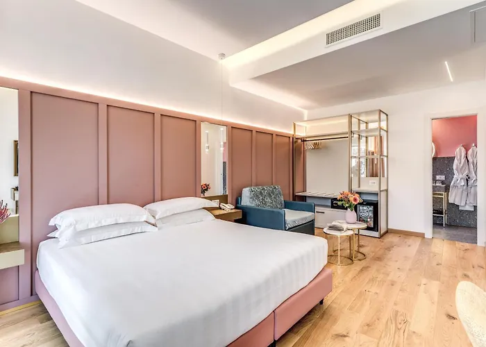 Hotel Relais Trevi 95 Boutique (adults Only) 4*