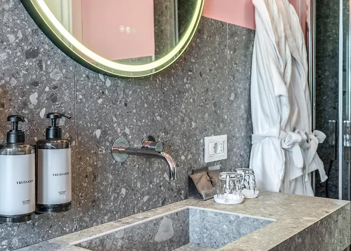 Relais Trevi 95 Boutique (adults Only) Hotel 4*