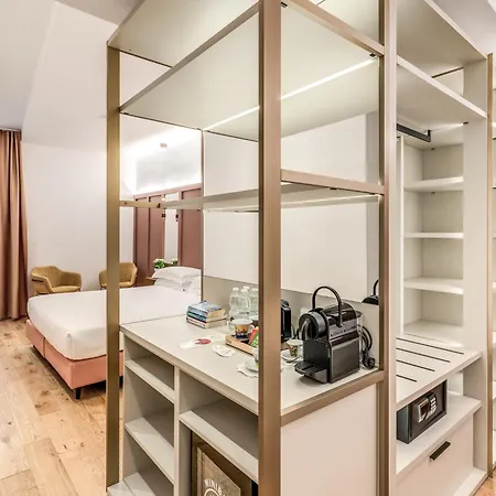 Hotel Relais Trevi 95 Boutique (adults Only) 4*